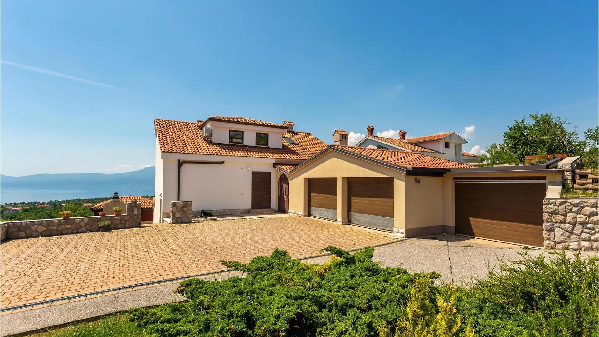 Nice Apartment In Rijeka With House Sea View